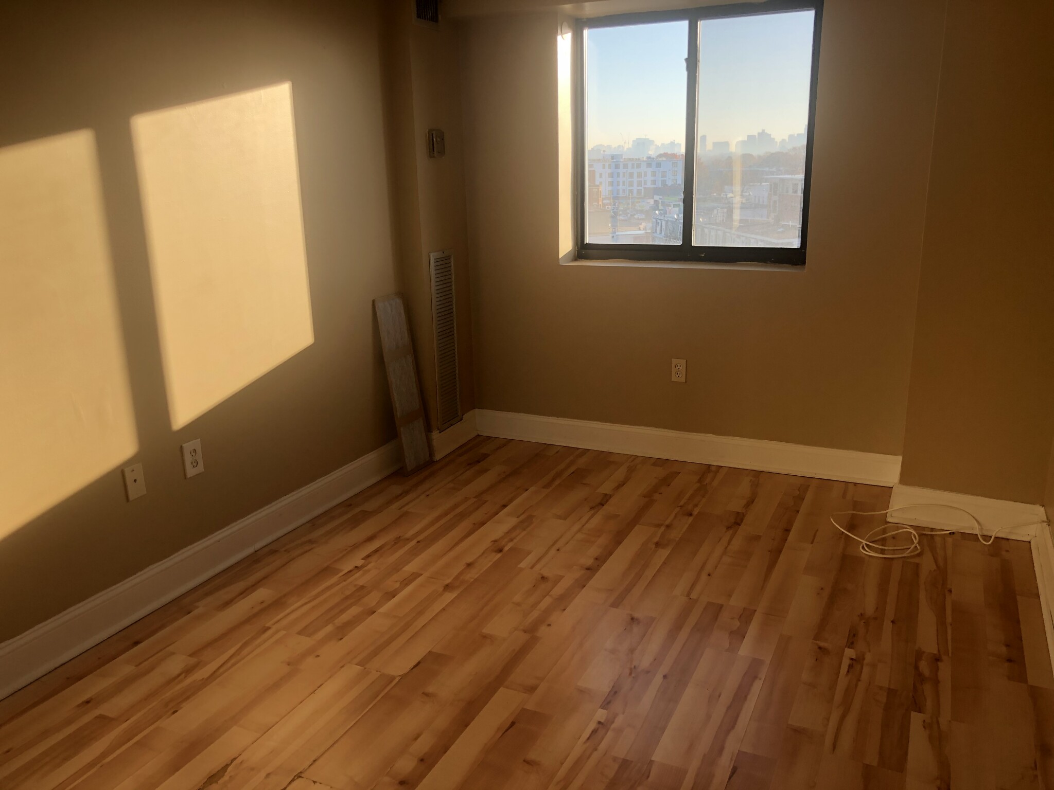 15 North Beacon St, Allston