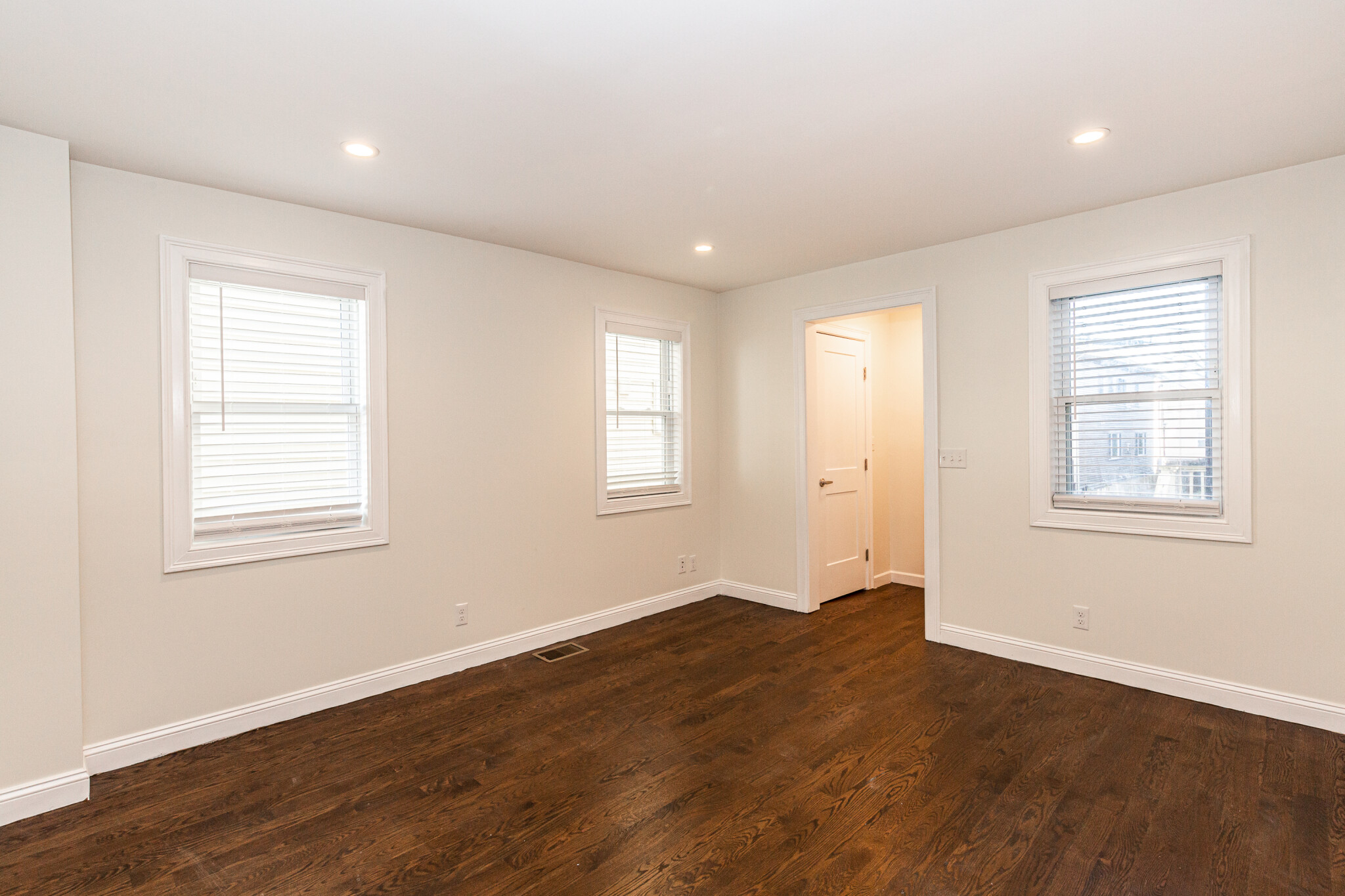 2 Chestnut Pl, Brighton