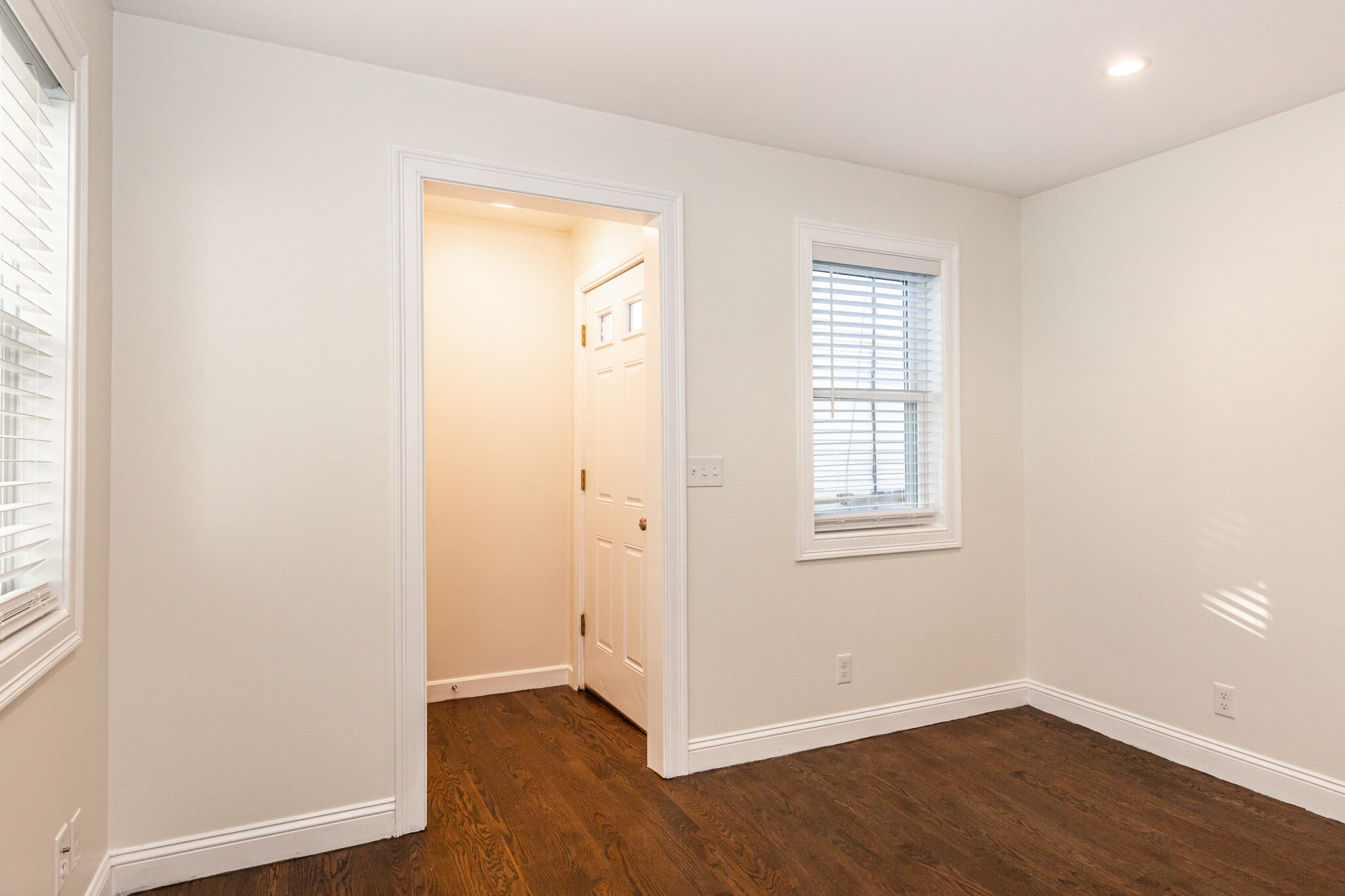 2 Chestnut Pl, Brighton