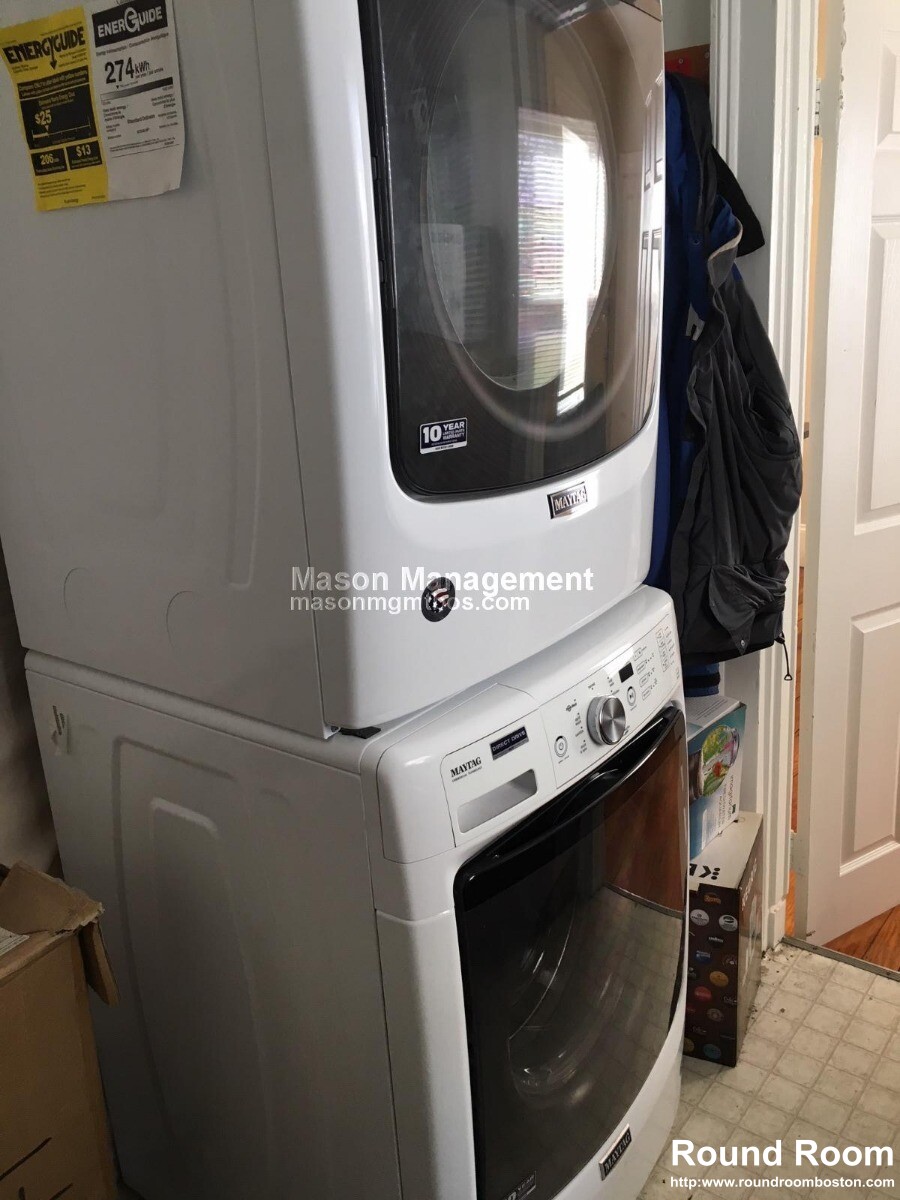 544 Trapelo Rd, Belmont