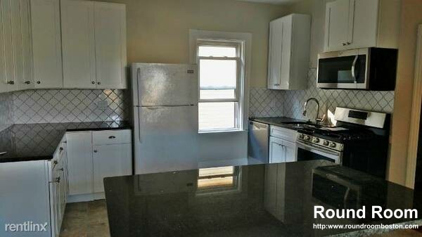 544 Trapelo Rd, Belmont