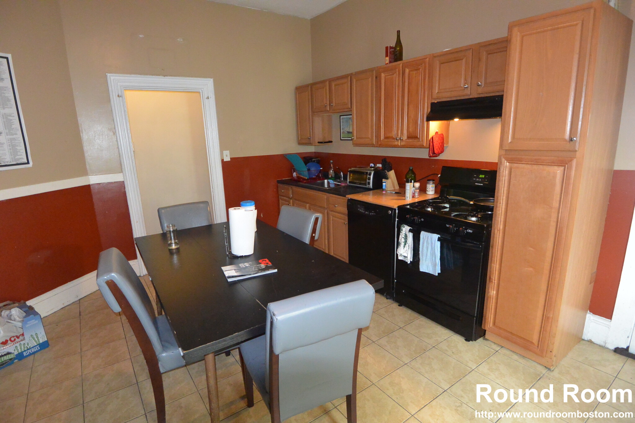 34 Linden St, Allston