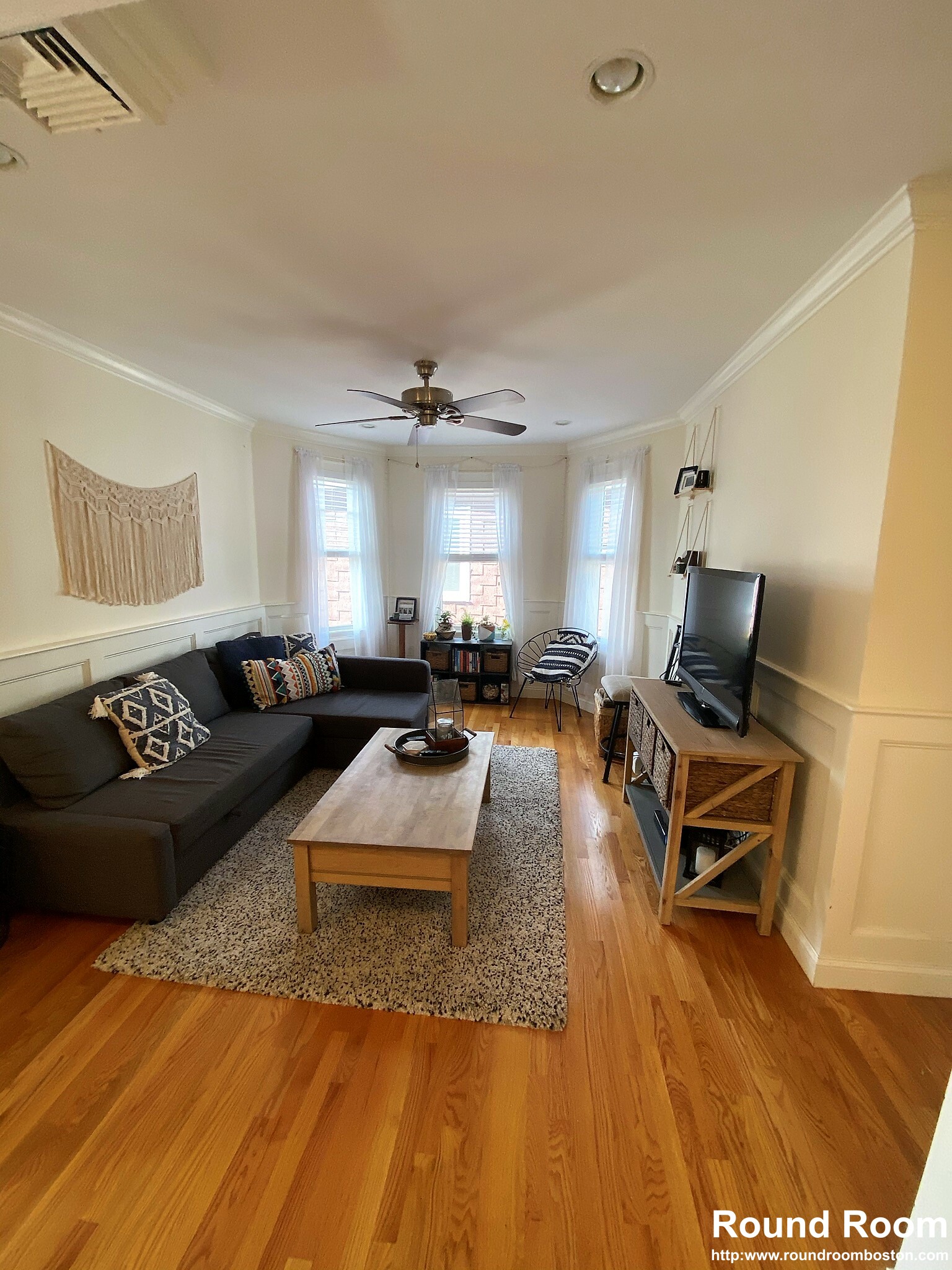 3 bed, 2 bath apartment for rent at 12 Athol St Unit 3, Allston — photo 3 of 11