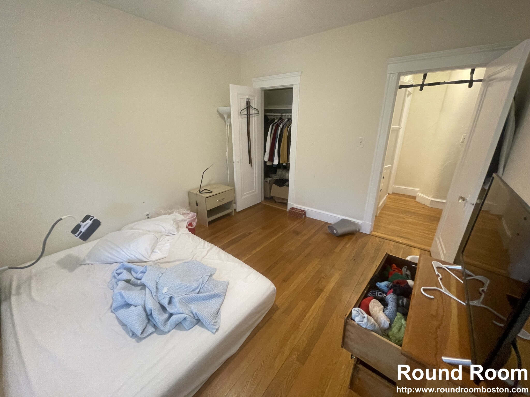 1 bed, 1 bath apartment for rent at 1999 Commonwealth Ave Unit 35, Boston — photo 3 of 7