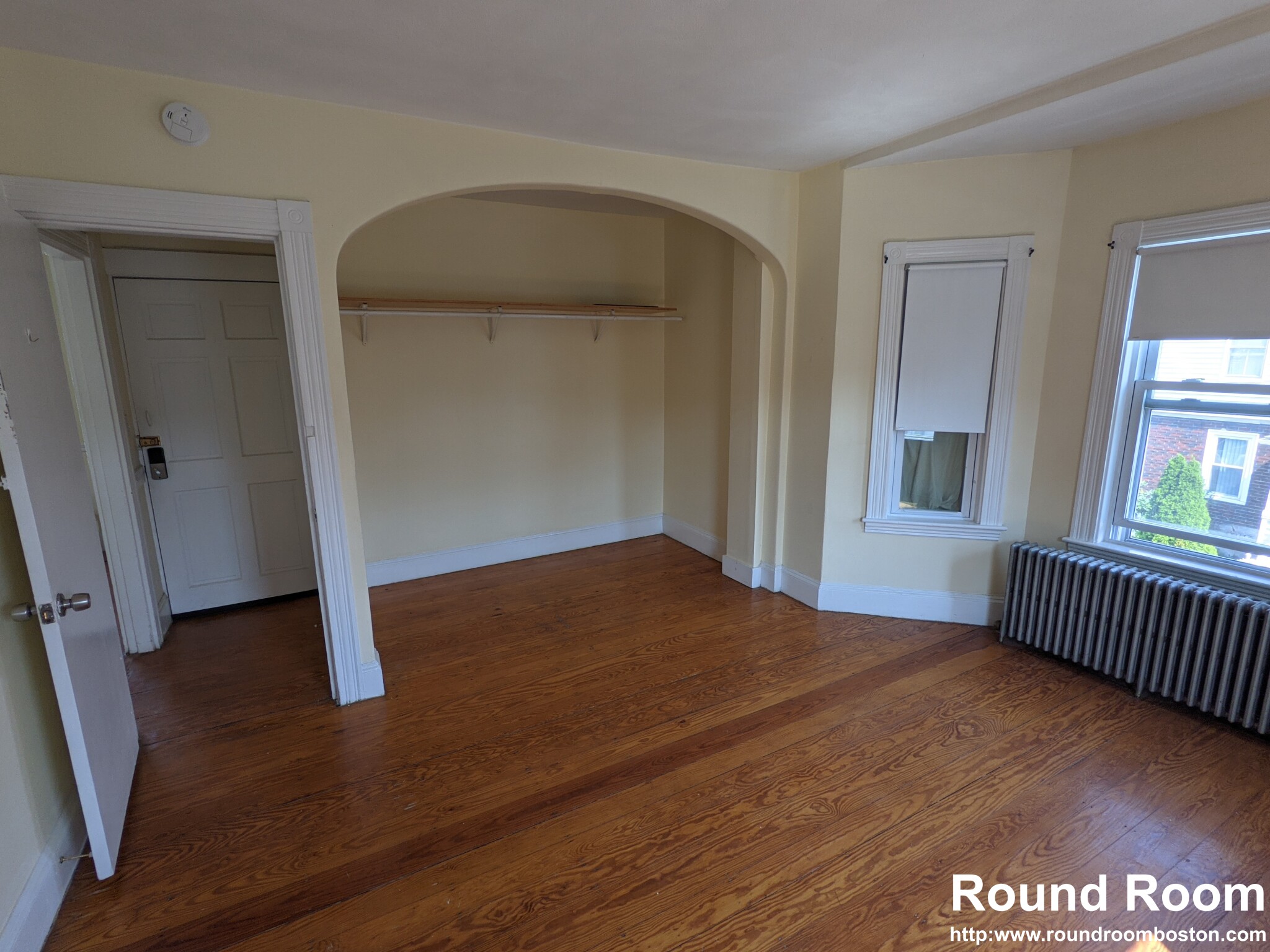3 bed, 1 bath apartment for rent at 60 Waverly St Unit 2, Brighton — photo 1 of 12