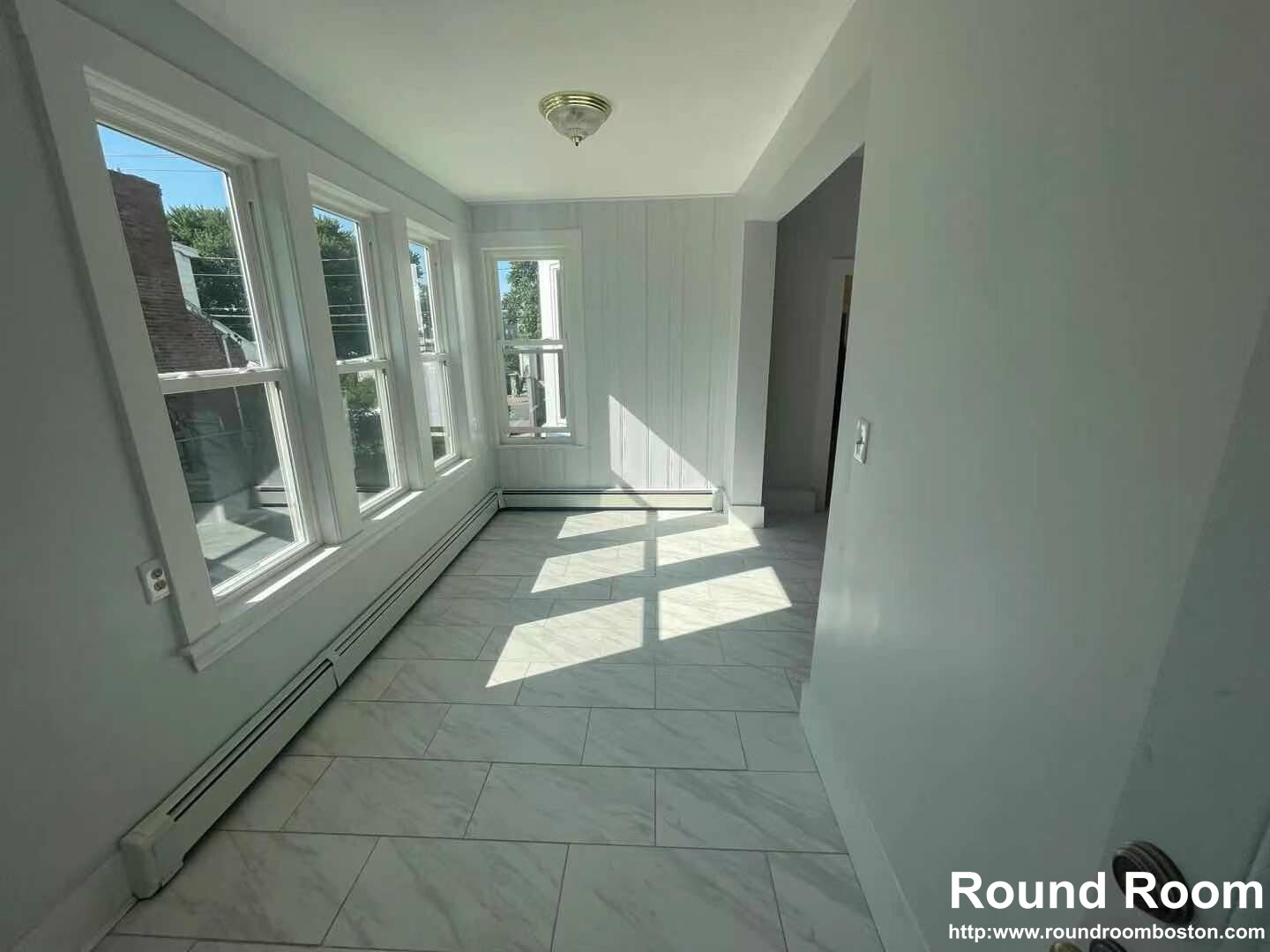 2 bed, 1 bath apartment for rent at 500 Metropolitan Ave Unit 1, Hyde Park — photo 3 of 9