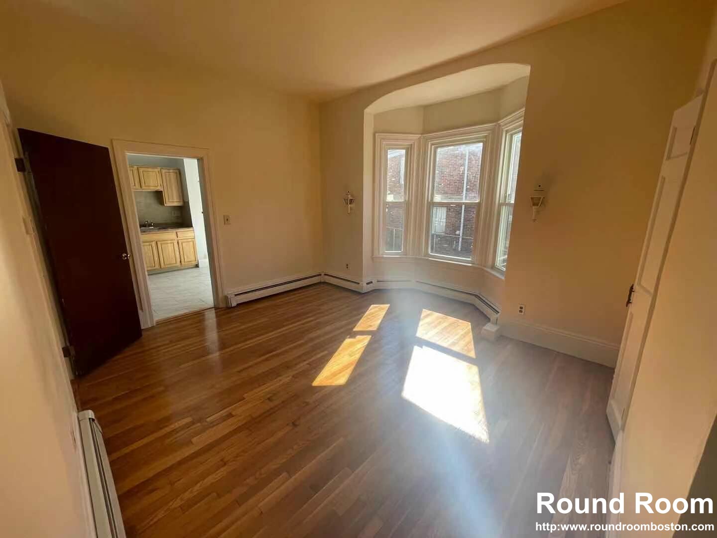2 bed, 1 bath apartment for rent at 500 Metropolitan Ave Unit 1, Hyde Park — photo 8 of 9