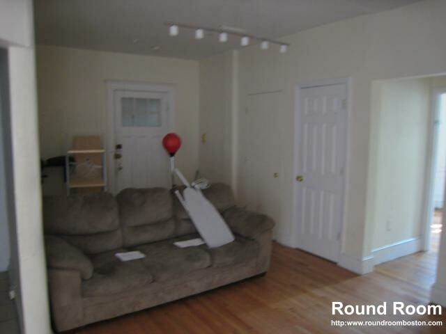 322 Saint Paul St, Coolidge Corner