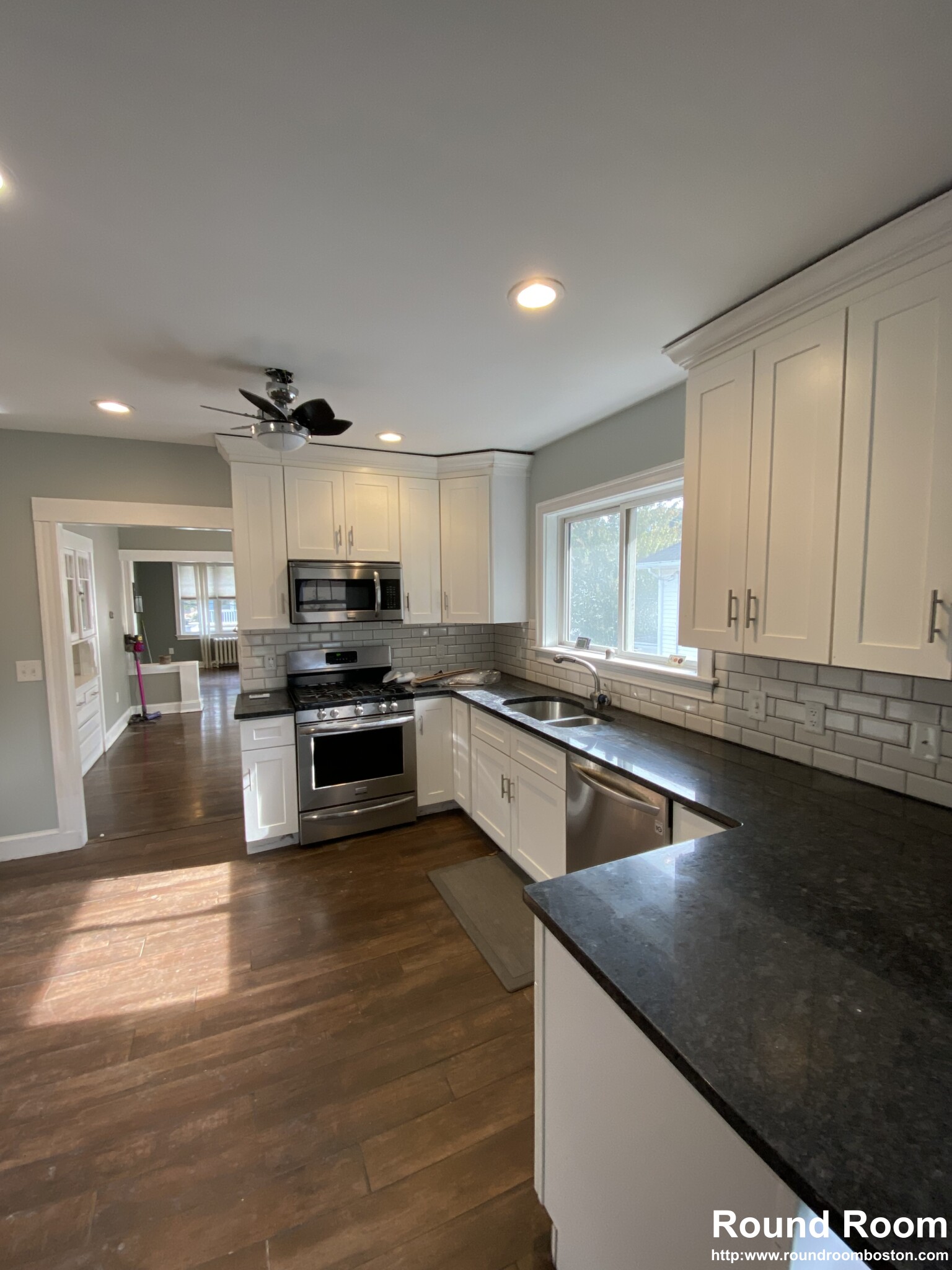 3 bed, 1 bath apartment for rent at 92 Landseer St Unit 2, West Roxbury — photo 7 of 20