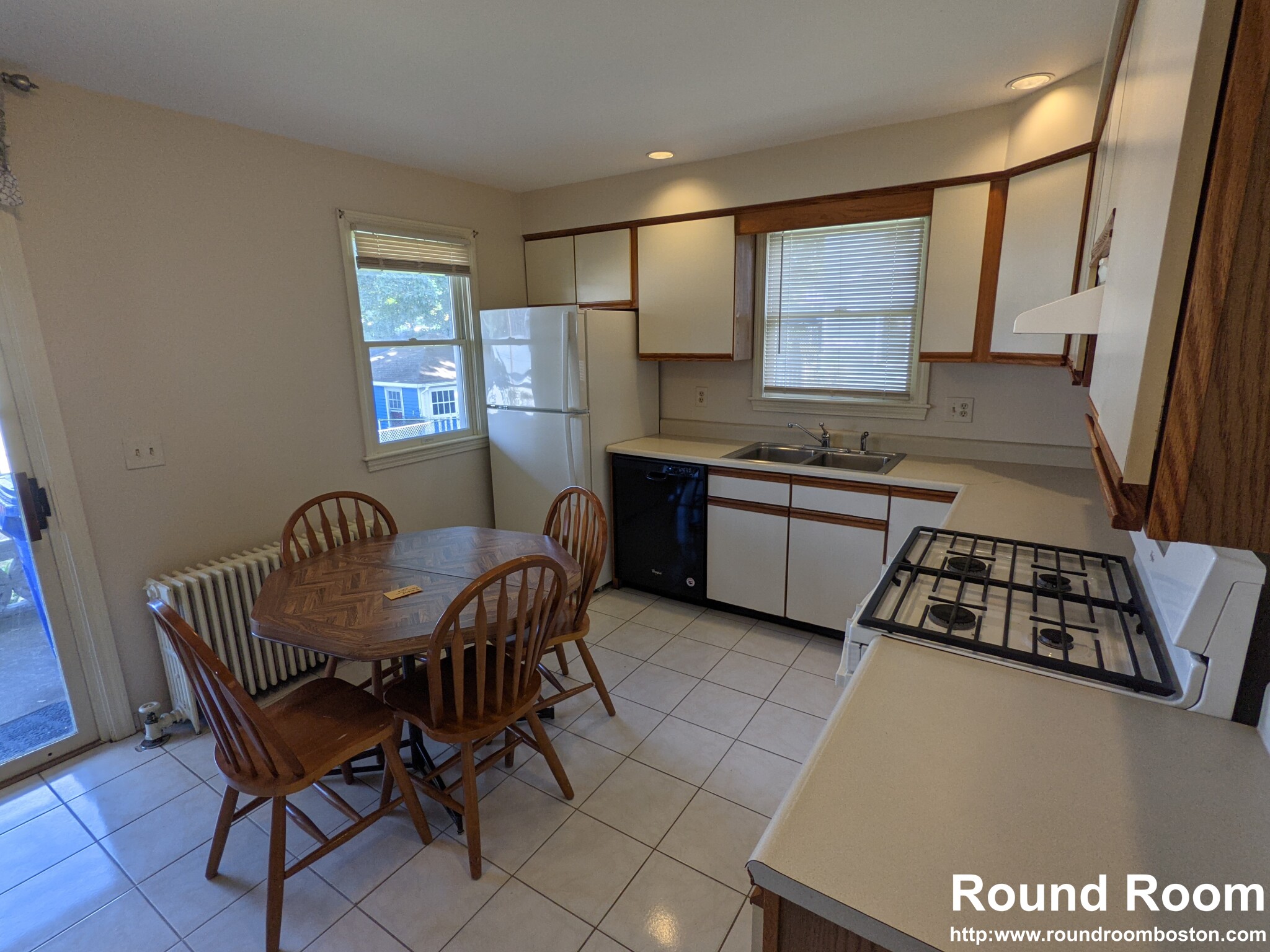 2 bed, 1 bath apartment for rent at 91 Hobart St, Brighton — photo 5 of 11