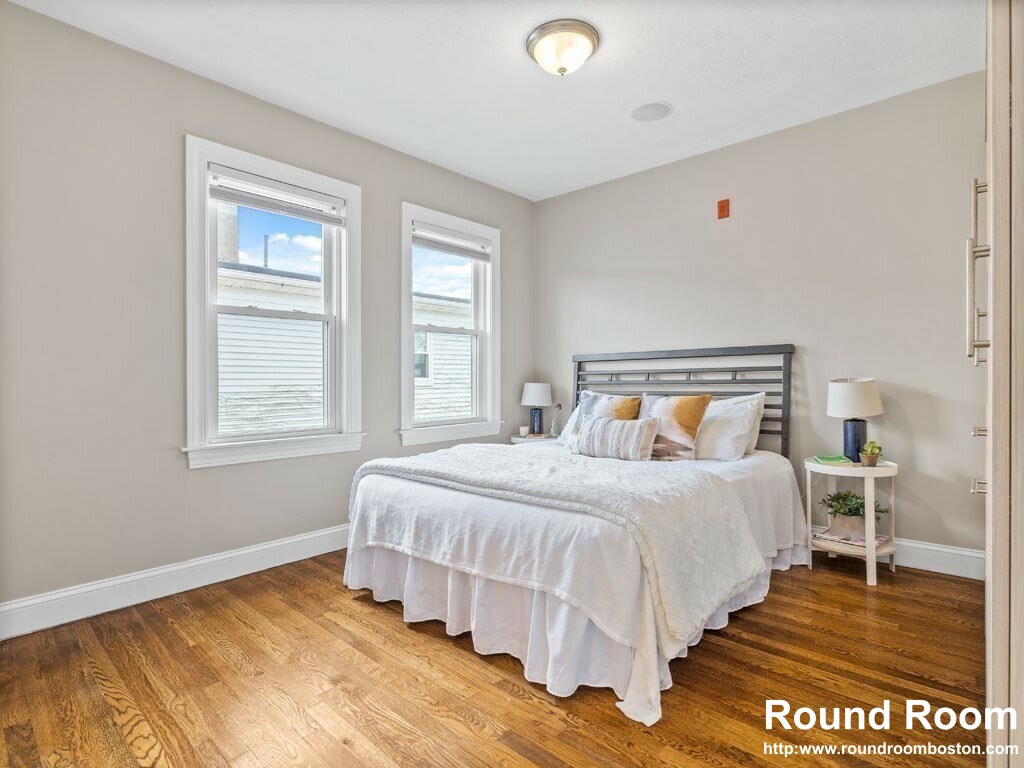2 bed, 2 bath apartment for rent at 208 Cedar St Unit 3, Somerville — photo 4 of 16