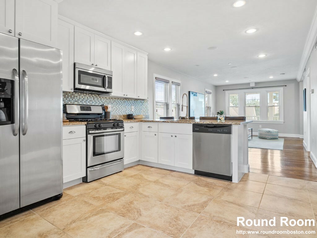 2 bed, 2 bath apartment for rent at 208 Cedar St Unit 3, Somerville — photo 14 of 16