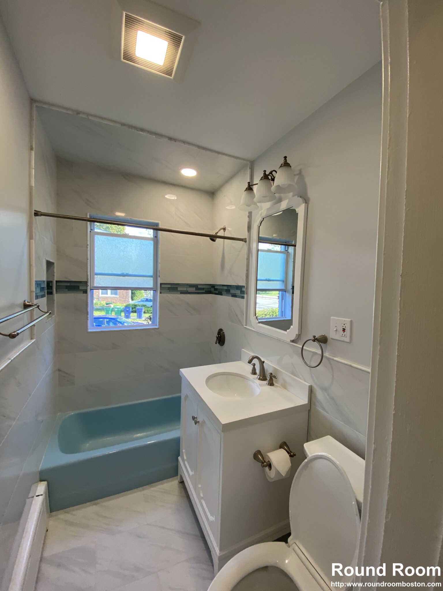3 bed, 1.5 bath apartment for rent at 214 Commonwealth Ave, Chestnut Hill — photo 12 of 12