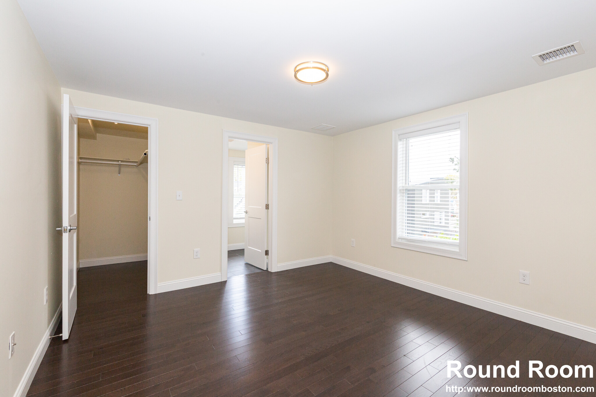 48 Caldwell Rd, West End