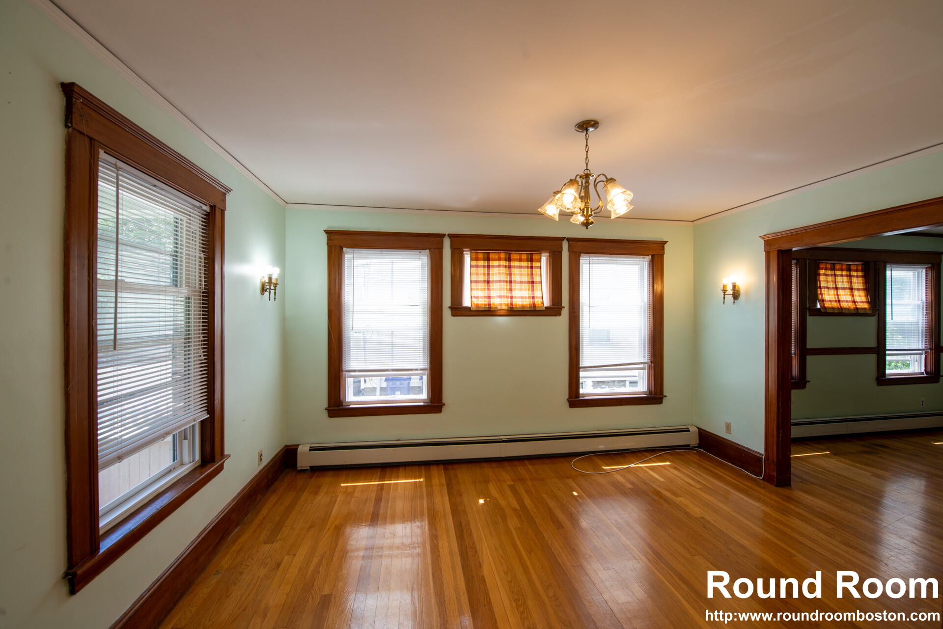 2 bed, 1 bath apartment for rent at 14 Lyne Rd Unit 1, Brighton