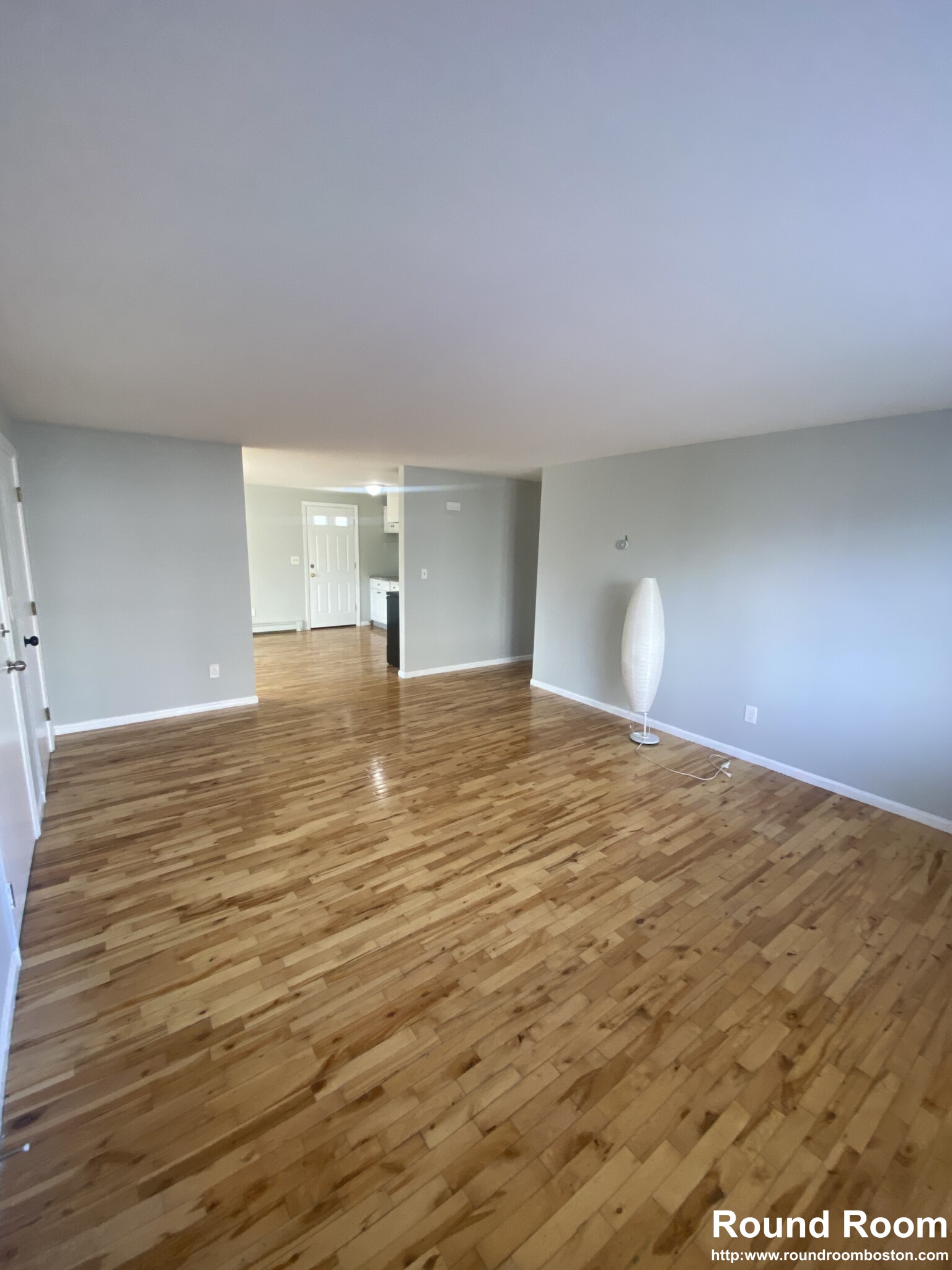 3 bed, 1 bath apartment for rent at 100 Church St Unit A, Waltham — photo 1 of 25