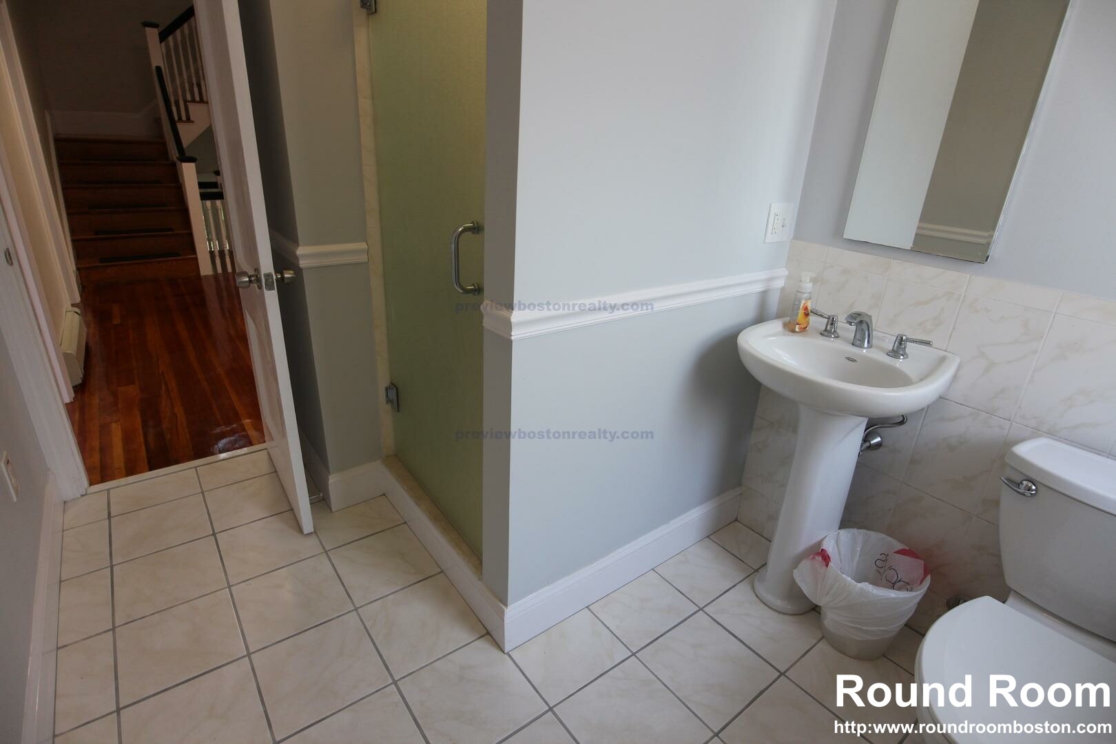 4 bed, 2 bath apartment for rent at 10 Wallingford Rd Unit A, Brighton — photo 15 of 19