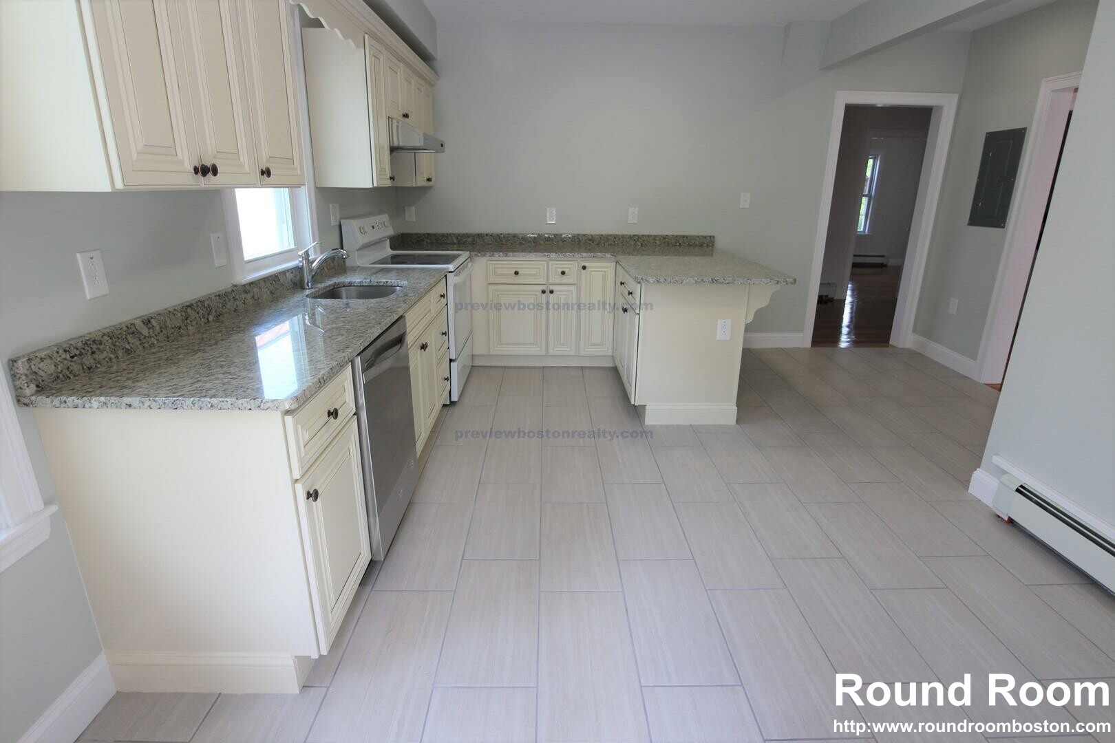 4 bed, 2 bath apartment for rent at 10 Wallingford Rd Unit A, Brighton — photo 4 of 19