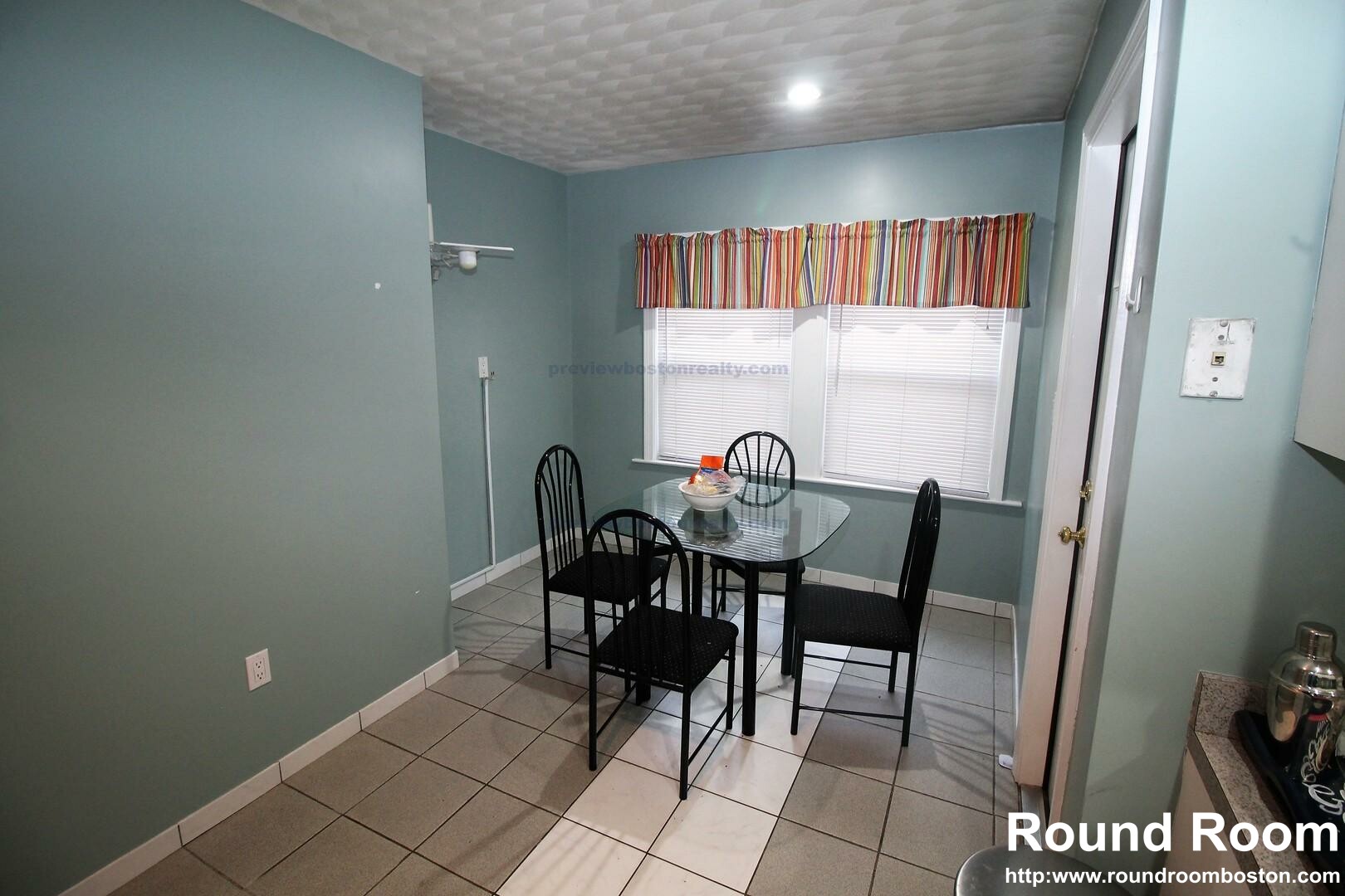 504 Washington St, Brookline