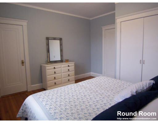 1988 Commonwealth Ave, Brighton