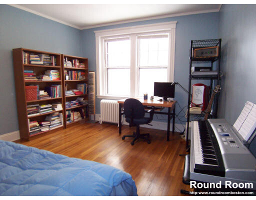 1988 Commonwealth Ave, Brighton