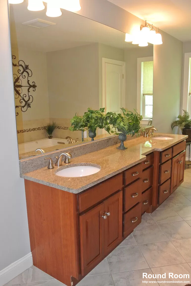 3 Hickory Rd, Wellesley