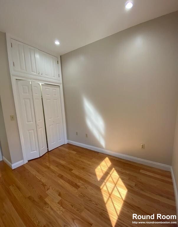 261 West 2nd St, South Boston