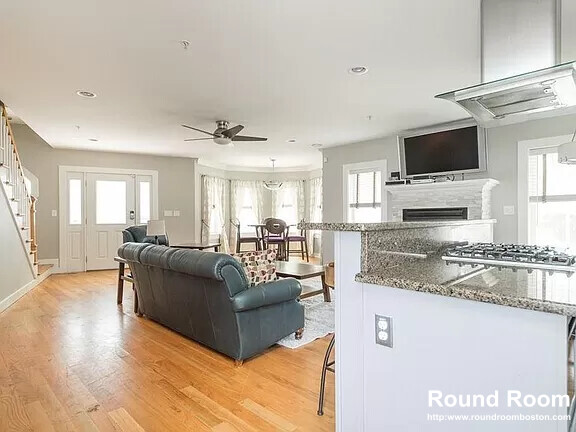 35 Tuckerman St, South Boston