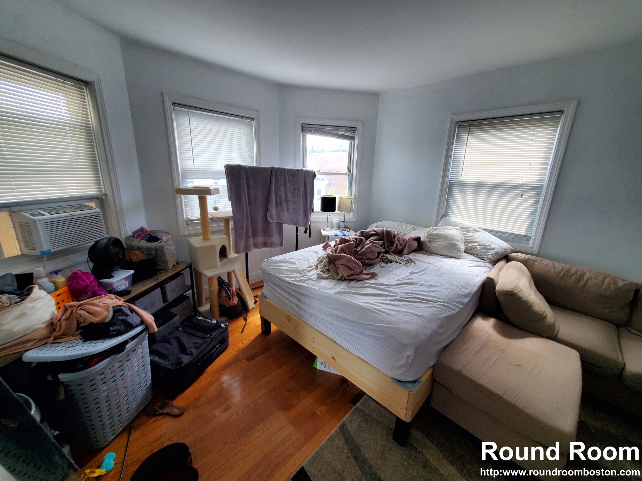 28 Moreland St, East Somerville