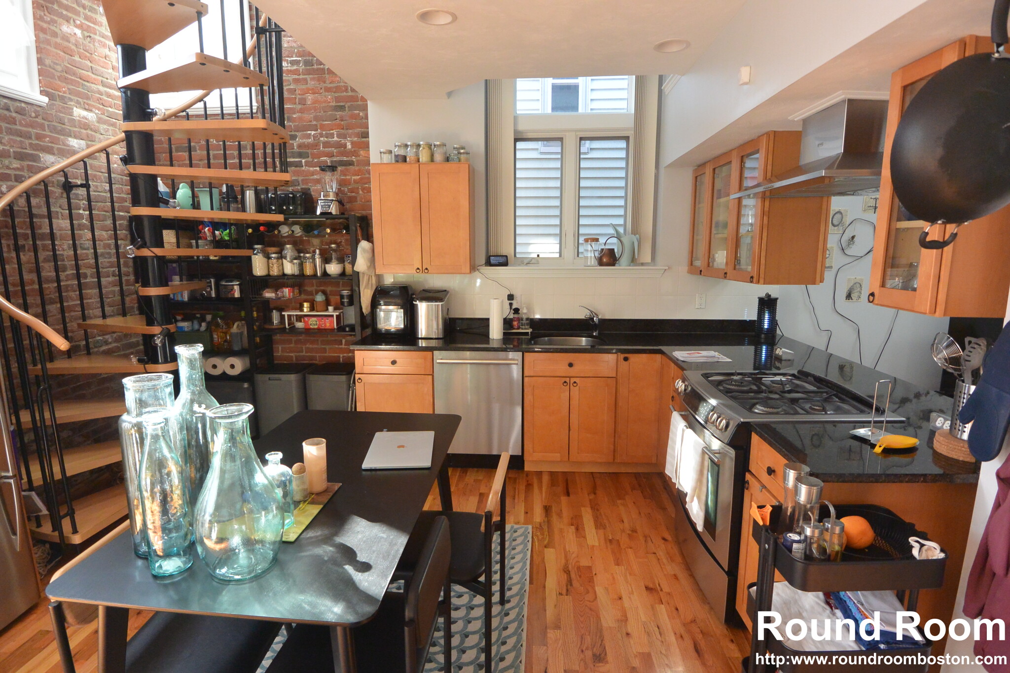 336 Saratoga St, East Boston