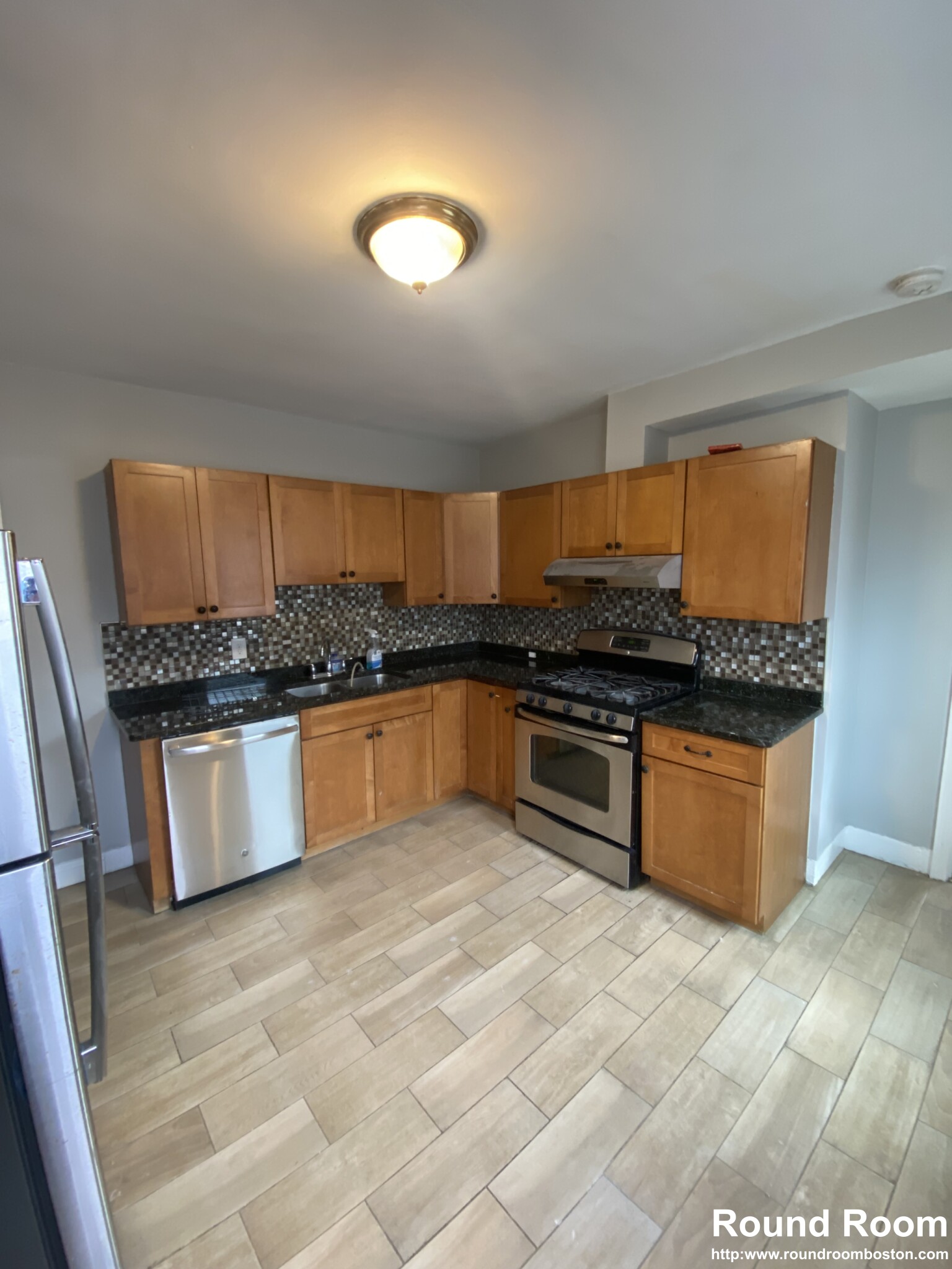 28 Moreland St, Ball Square