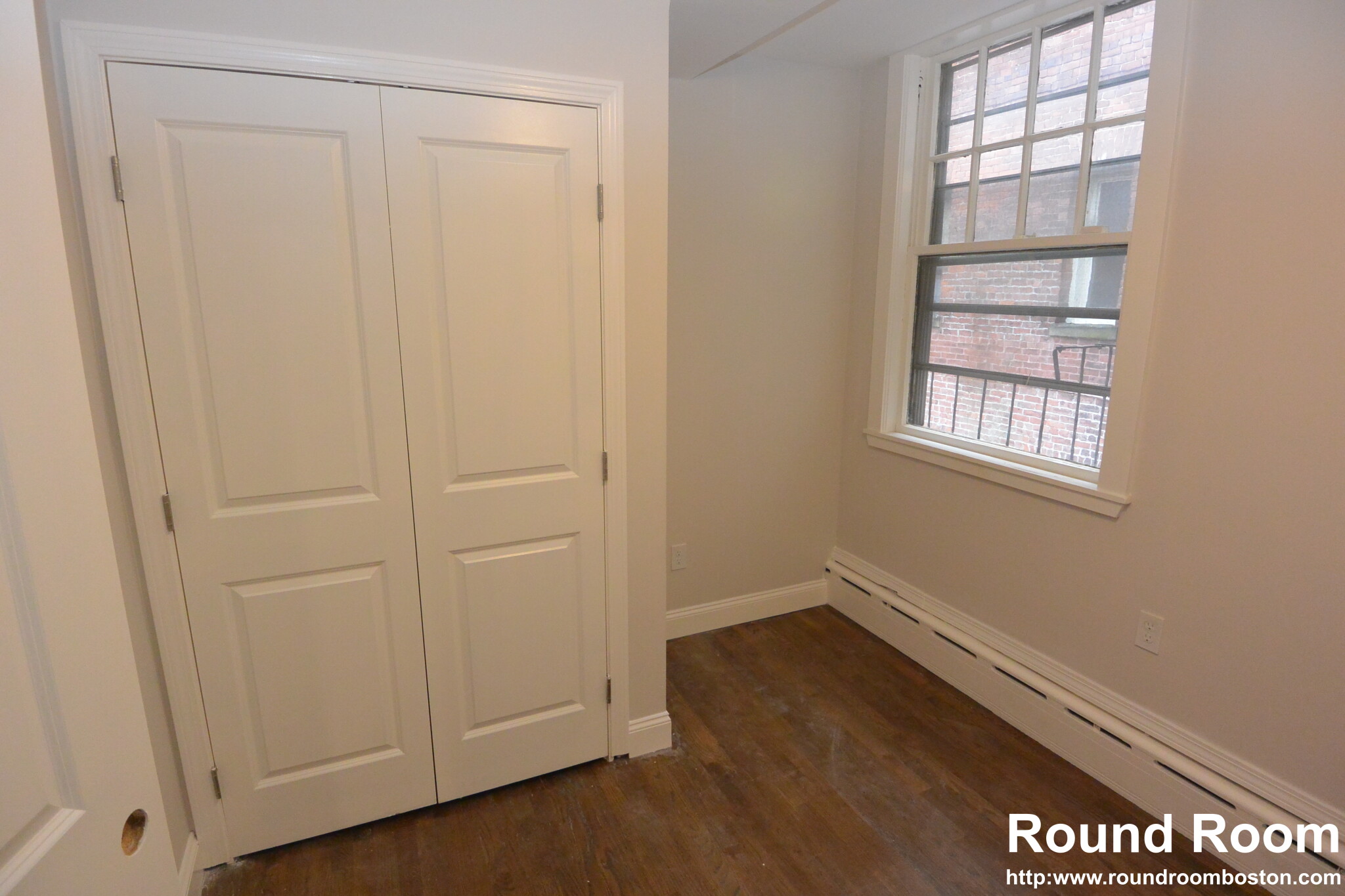 1712 Beacon St, Washington Square