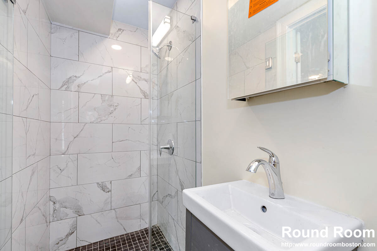 73 Lexington St, Waltham