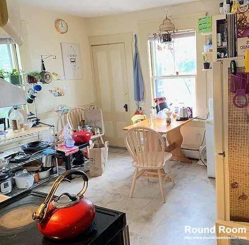 2 Saint Mary Rd, Central Square