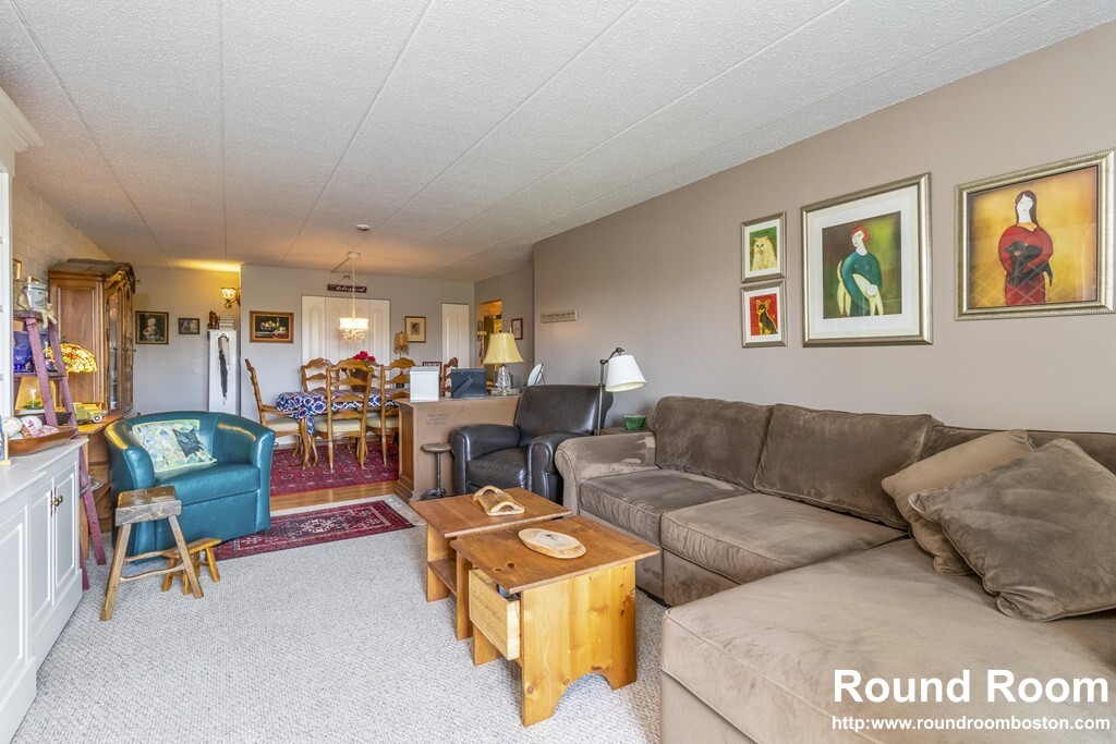 165 Quincy Shore Dr, Quincy