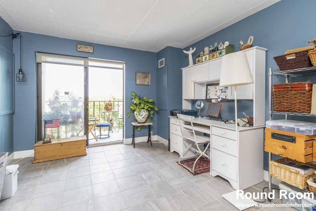 165 Quincy Shore Dr, Quincy