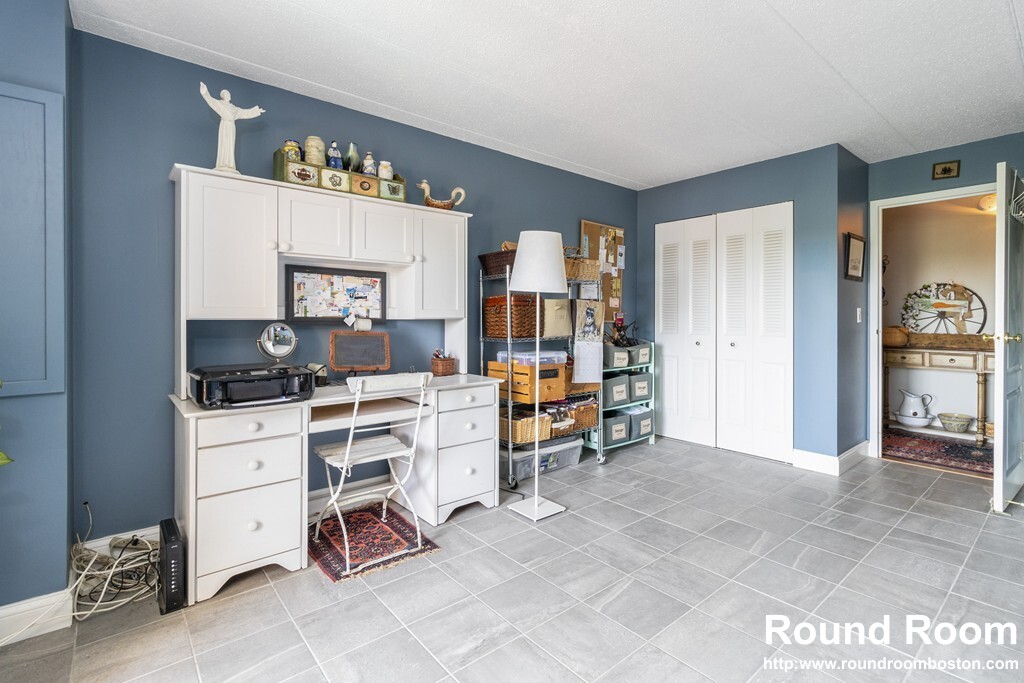 165 Quincy Shore Dr, Quincy