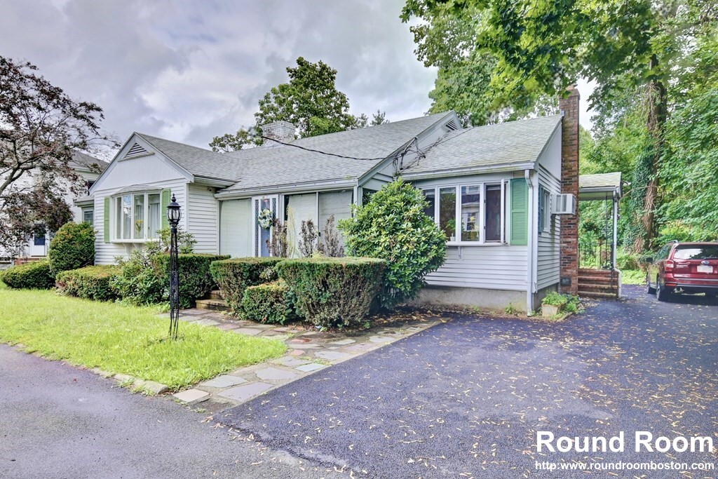 10 Hitchcock Ter, Quincy