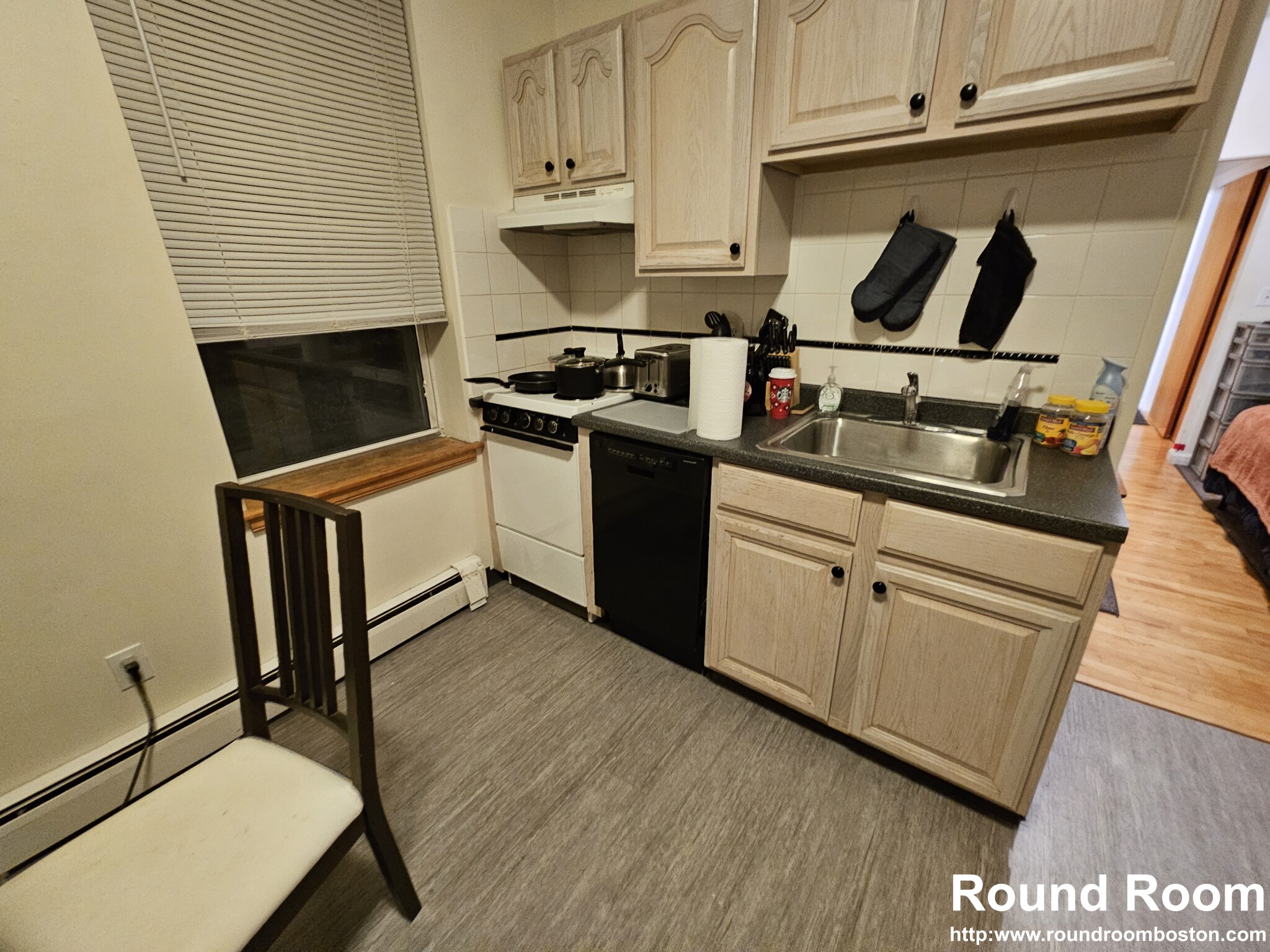 206 Chestnut Hill Ave, Brighton