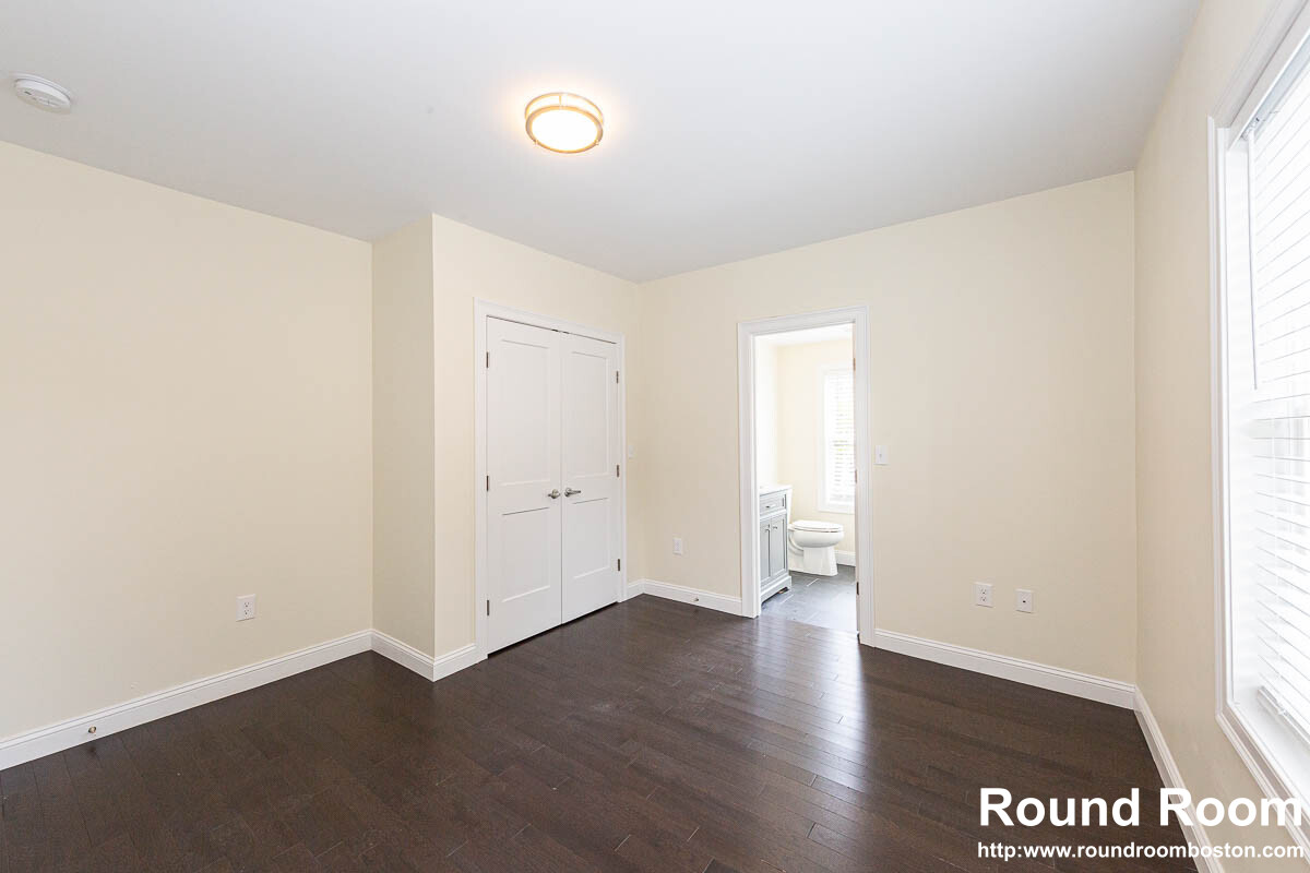 57 Catherine St, Roslindale