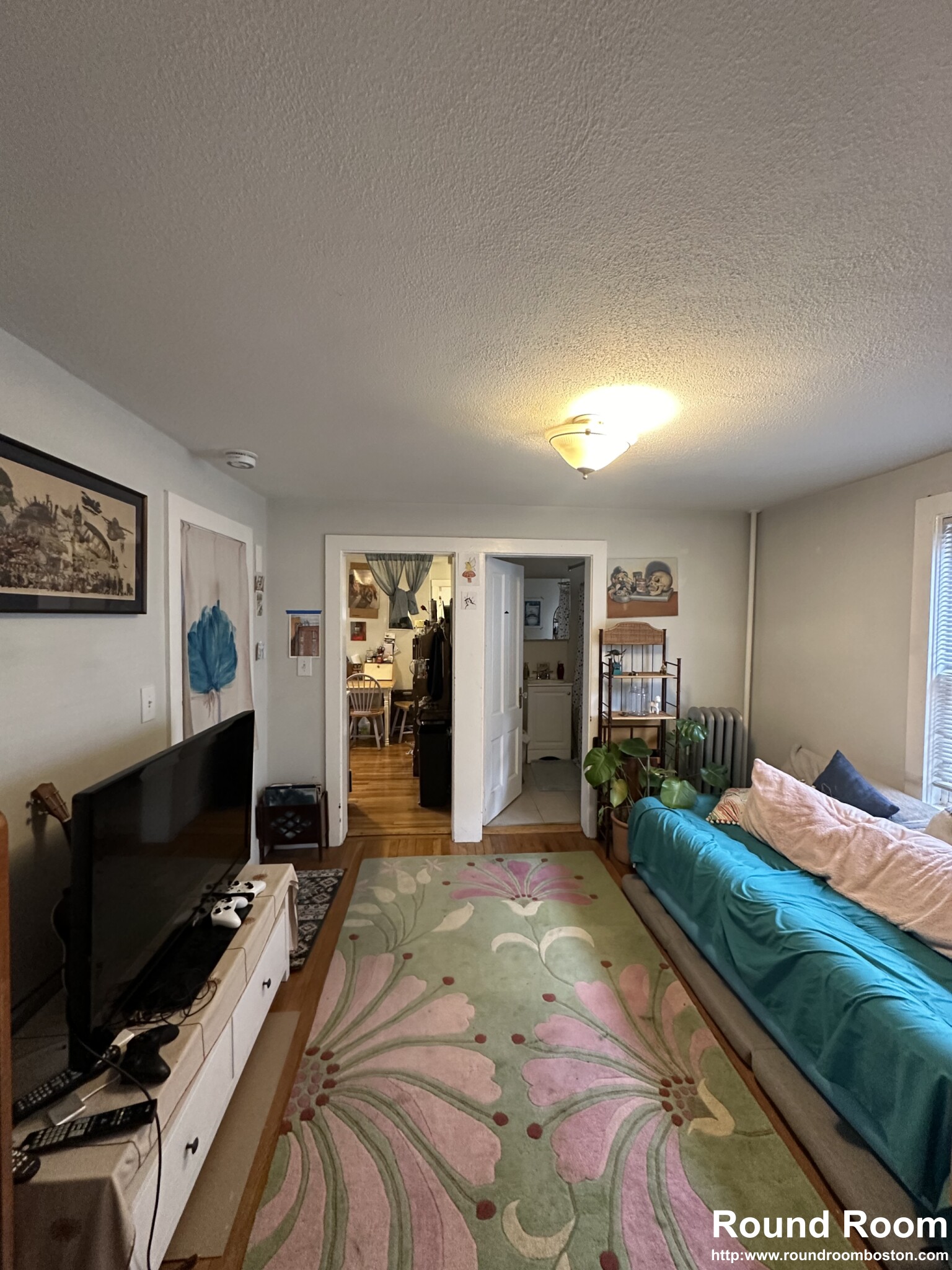 347 Market St, Oak Square