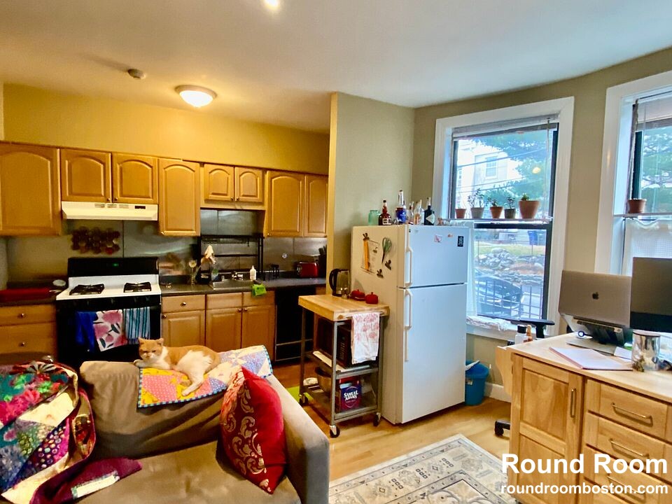 17 Highgate St, Allston