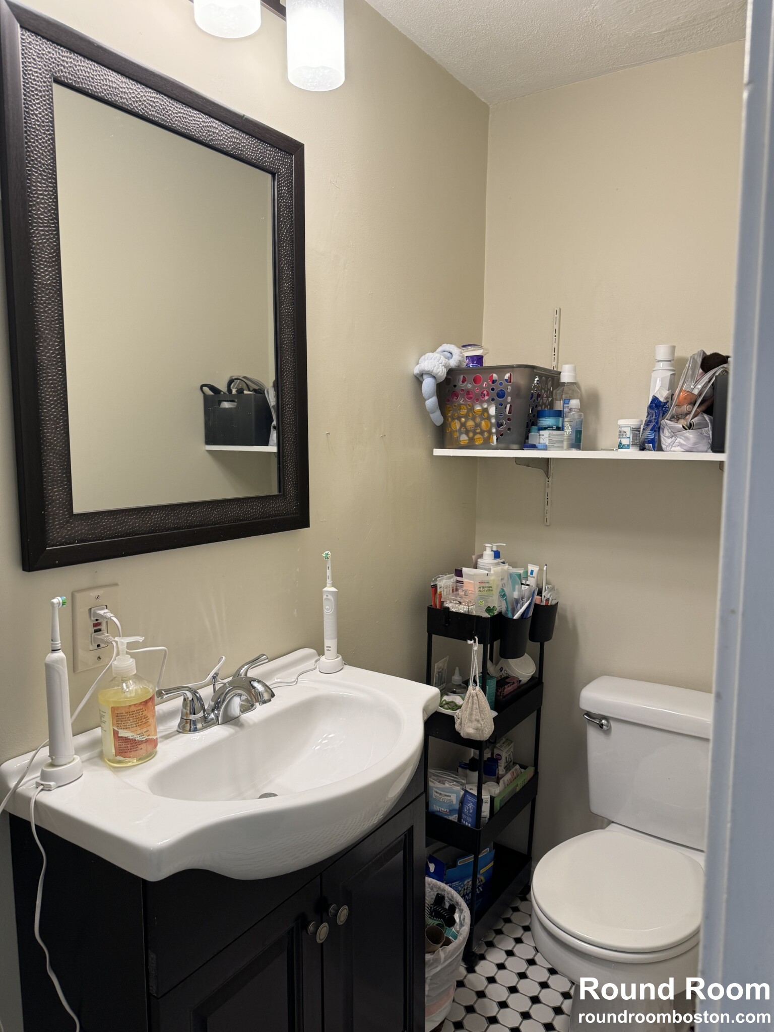 137 Glenville Ave, Allston