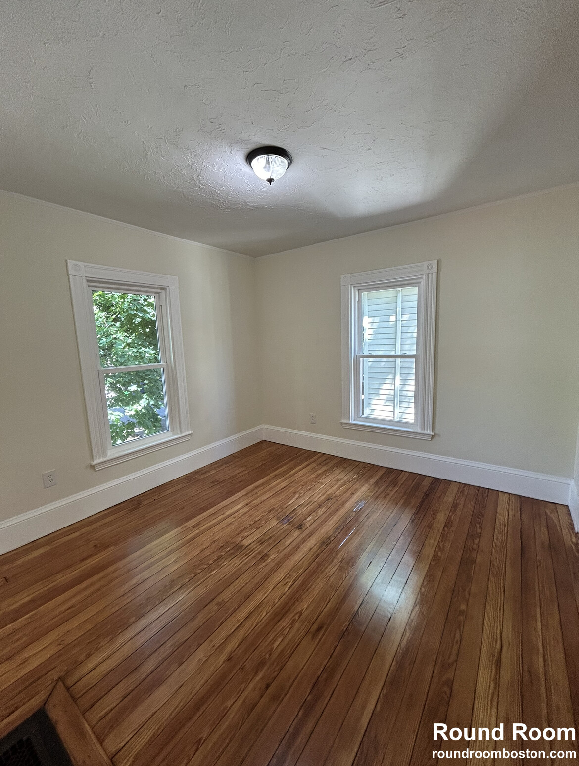 10 Royal St, Allston