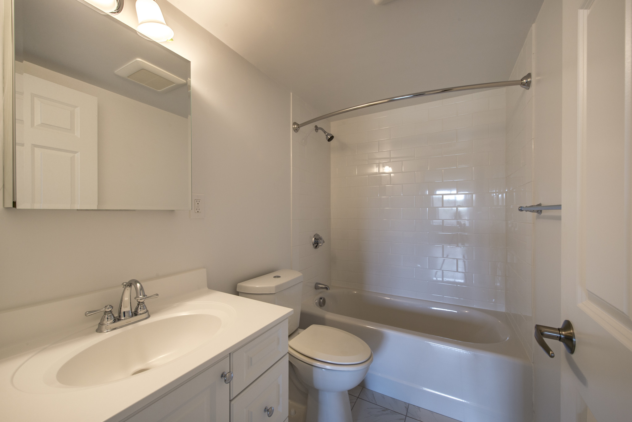 Photos of apartment on Worcester Rd.,Framingham MA 01702