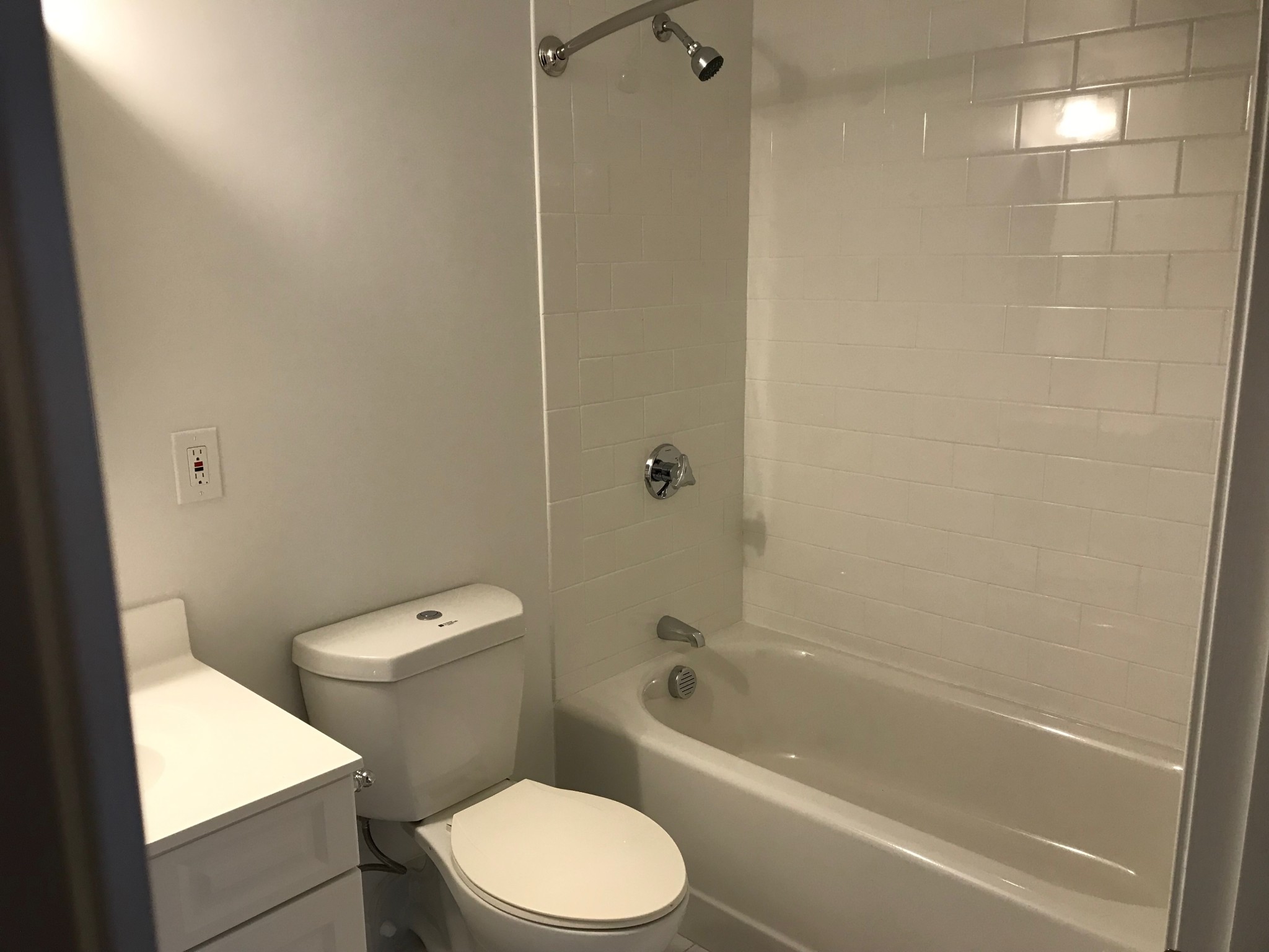 Photos of apartment on Worcester Rd.,Framingham MA 01702
