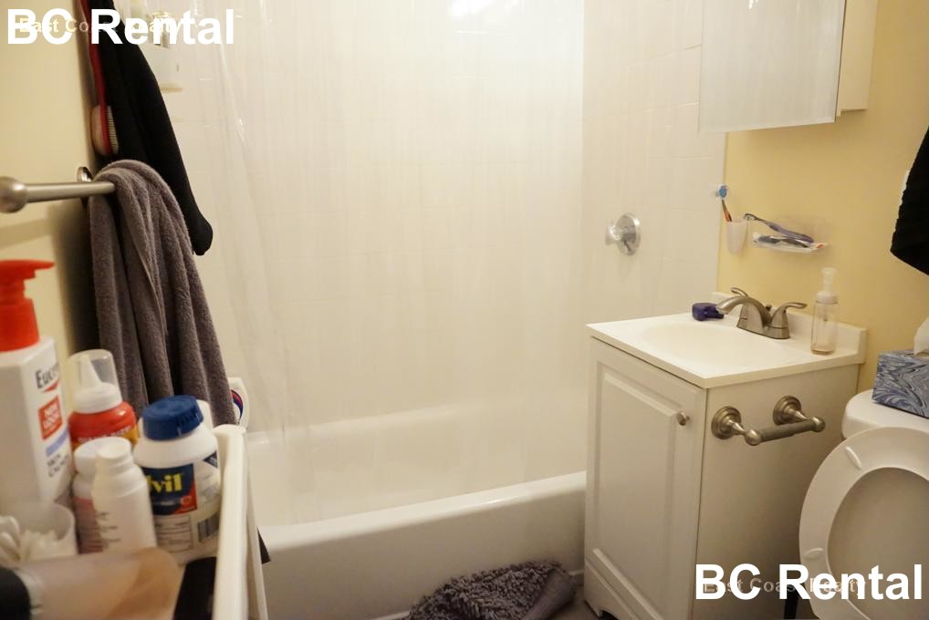 1200 Commonwealth Ave, Allston