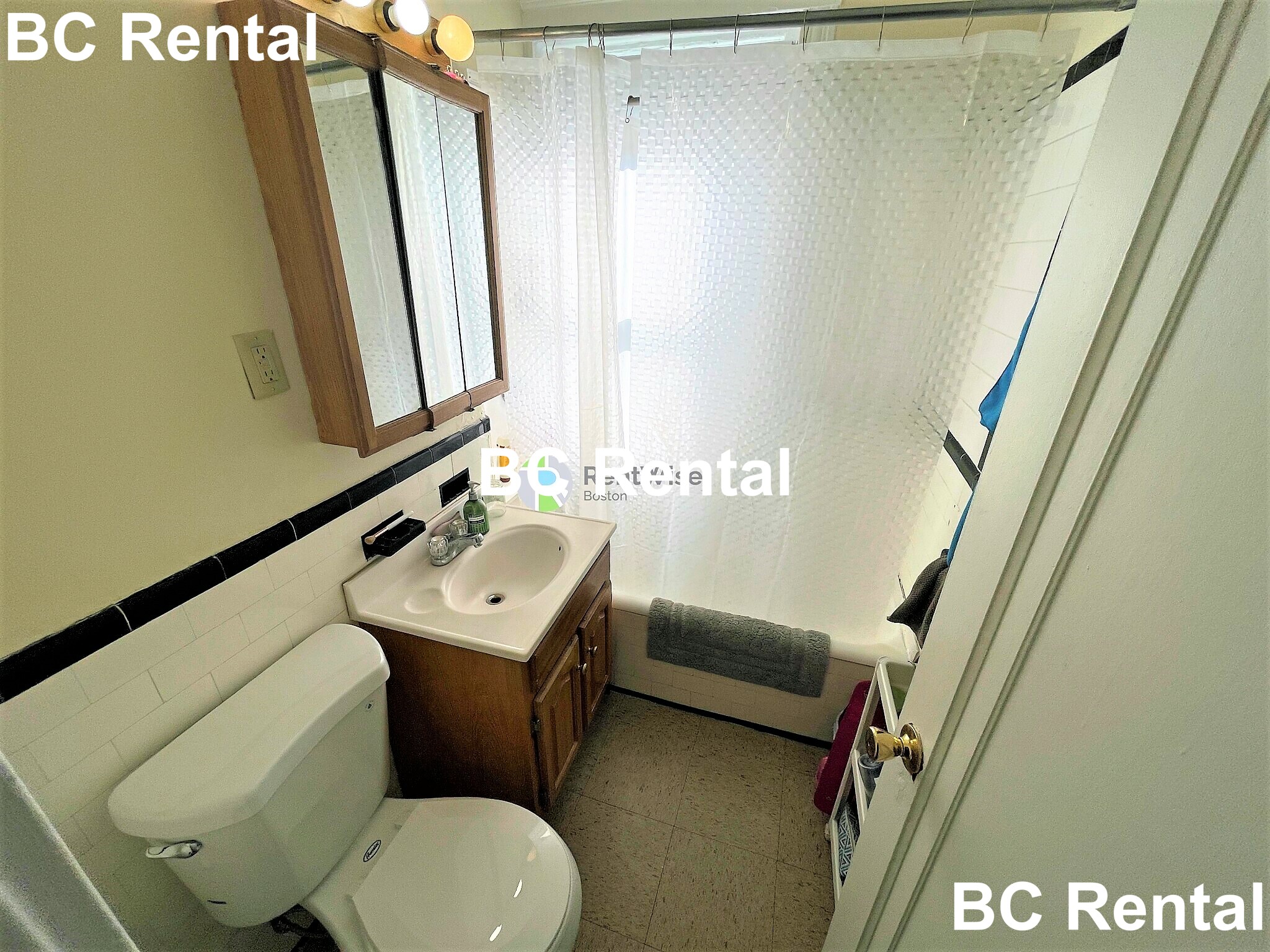 43 Linden St, Allston