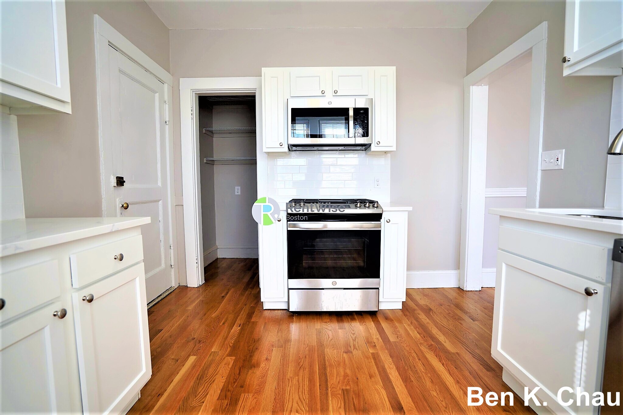 292 Harvard St, Central Square