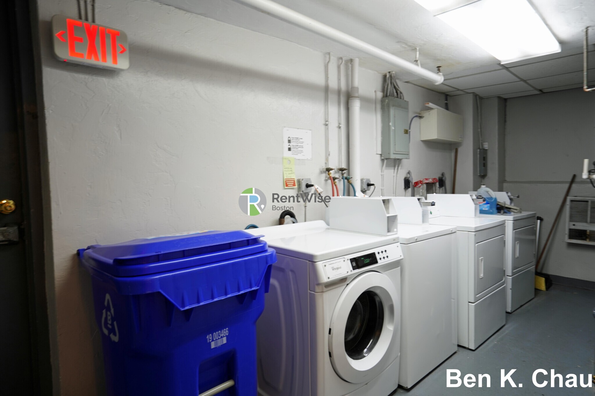 231 Harrison Ave, Chinatown